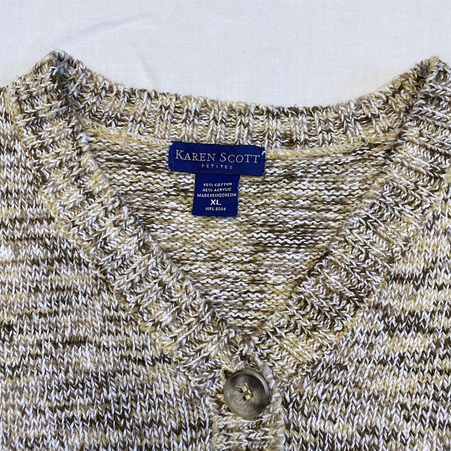 (L) Blended Brown Sweater