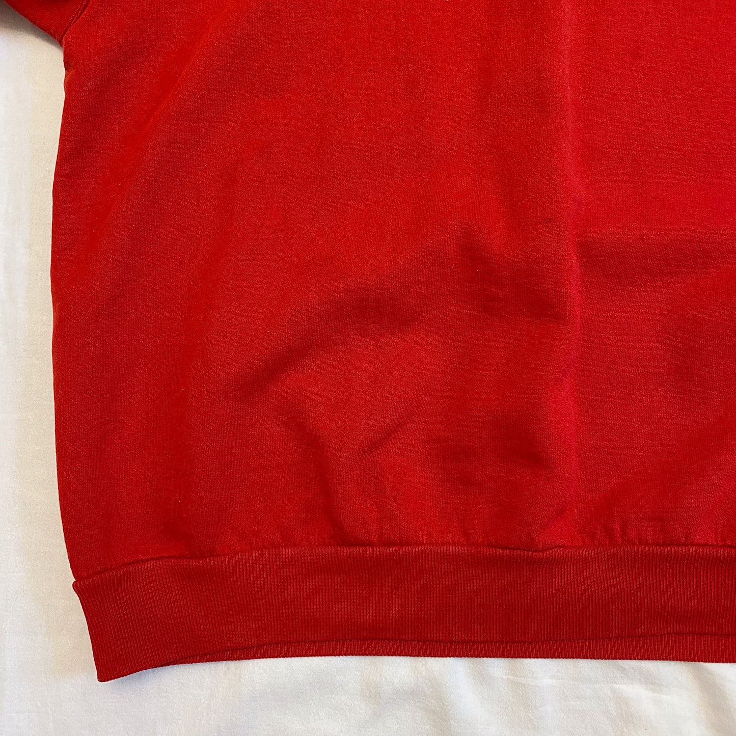 (XL) Vintage Red Bahamas Crewneck