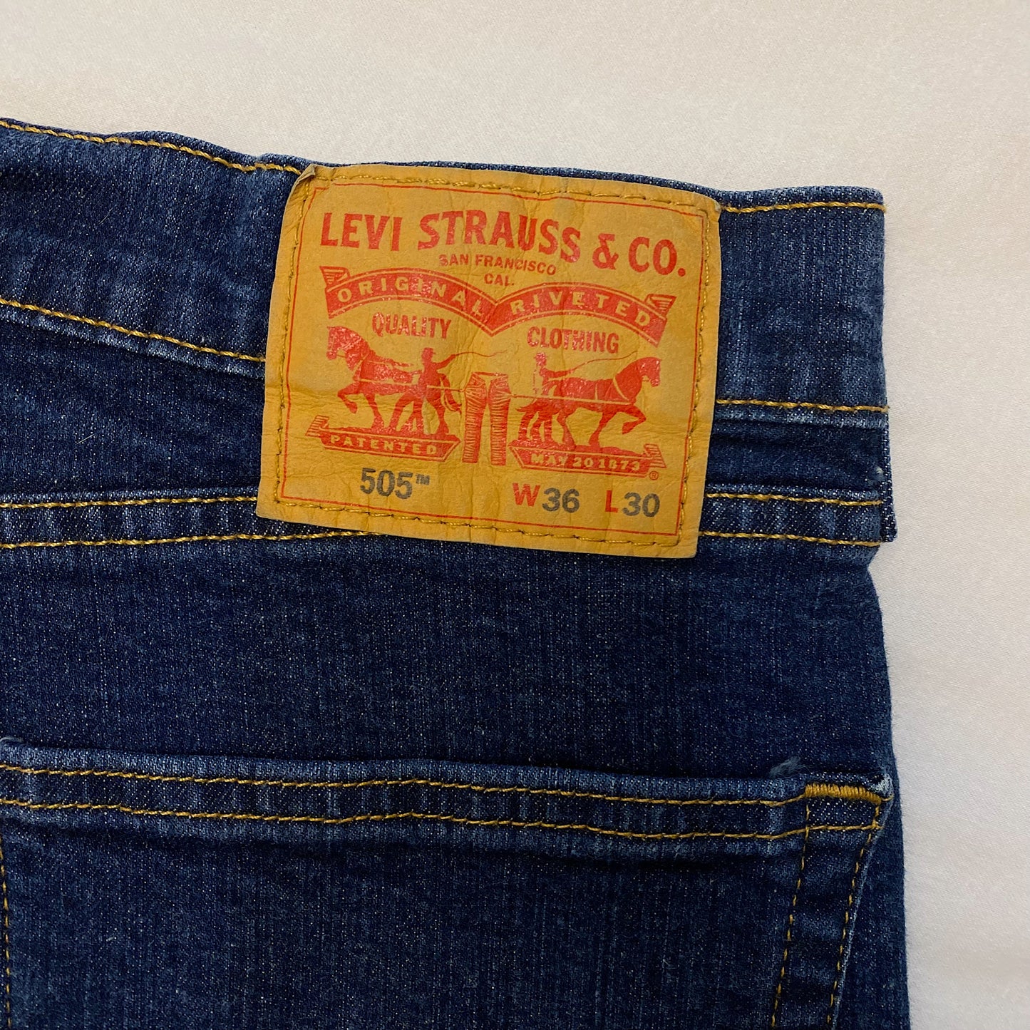 (36”) Dark 505 Levi’s