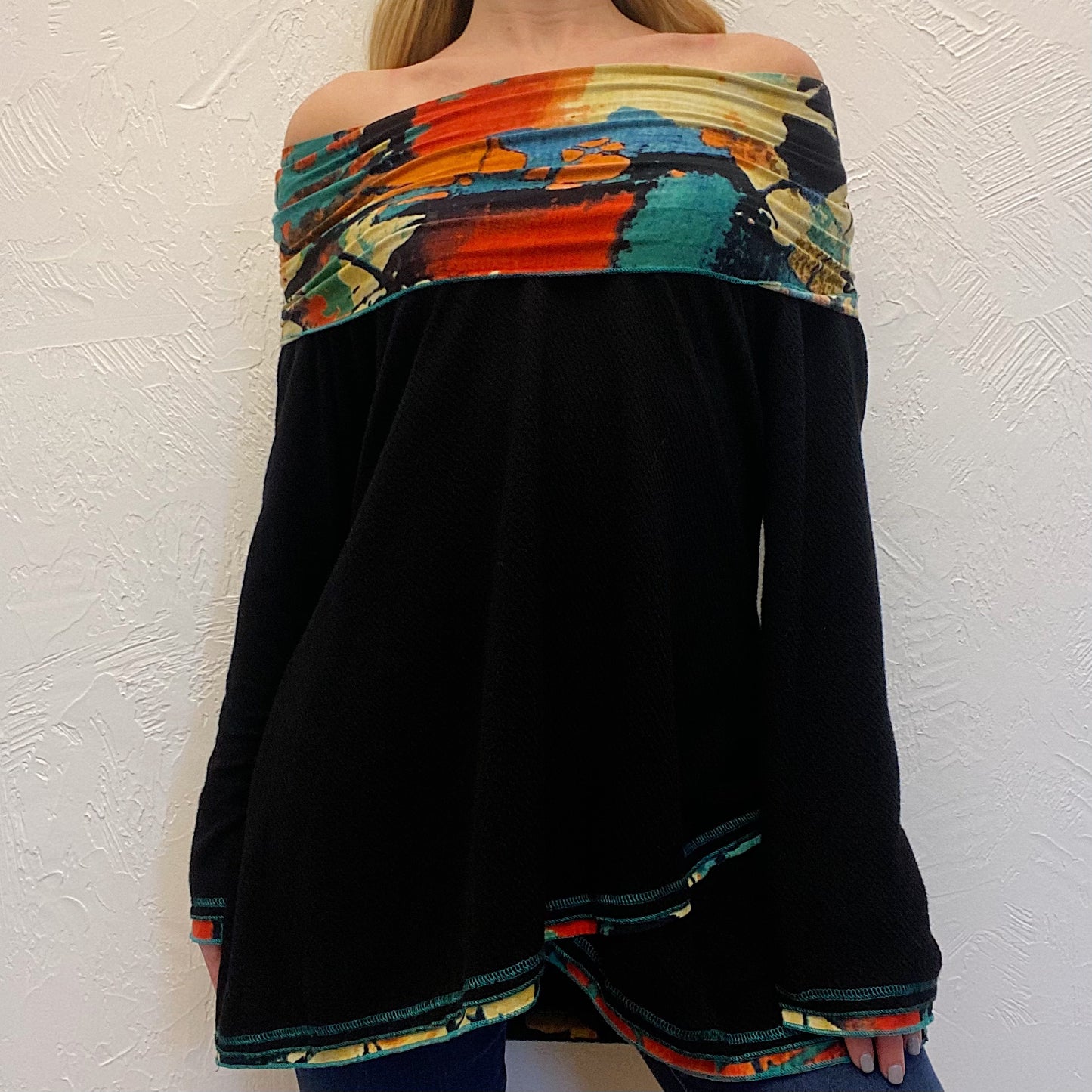 (L) Black Watercolor Trim Long Sleeve