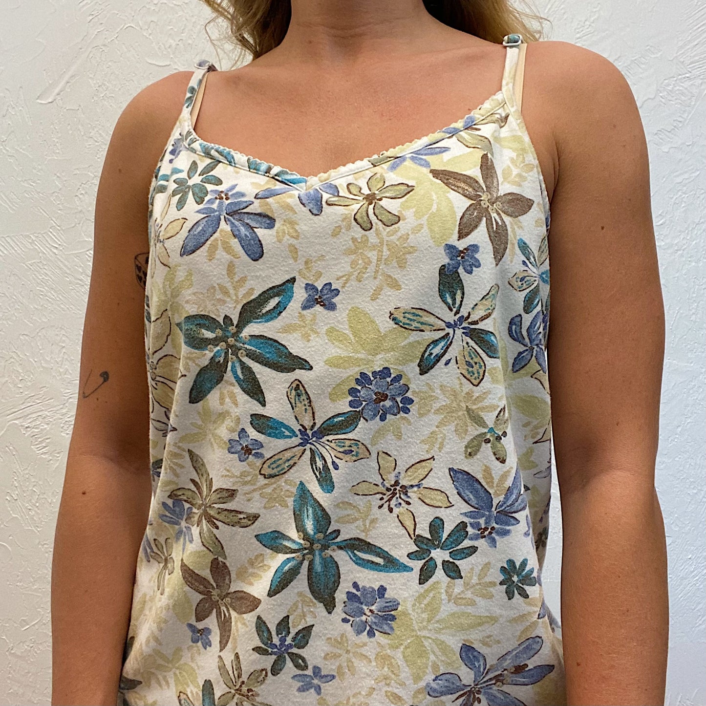 (L) Floral Tank Top