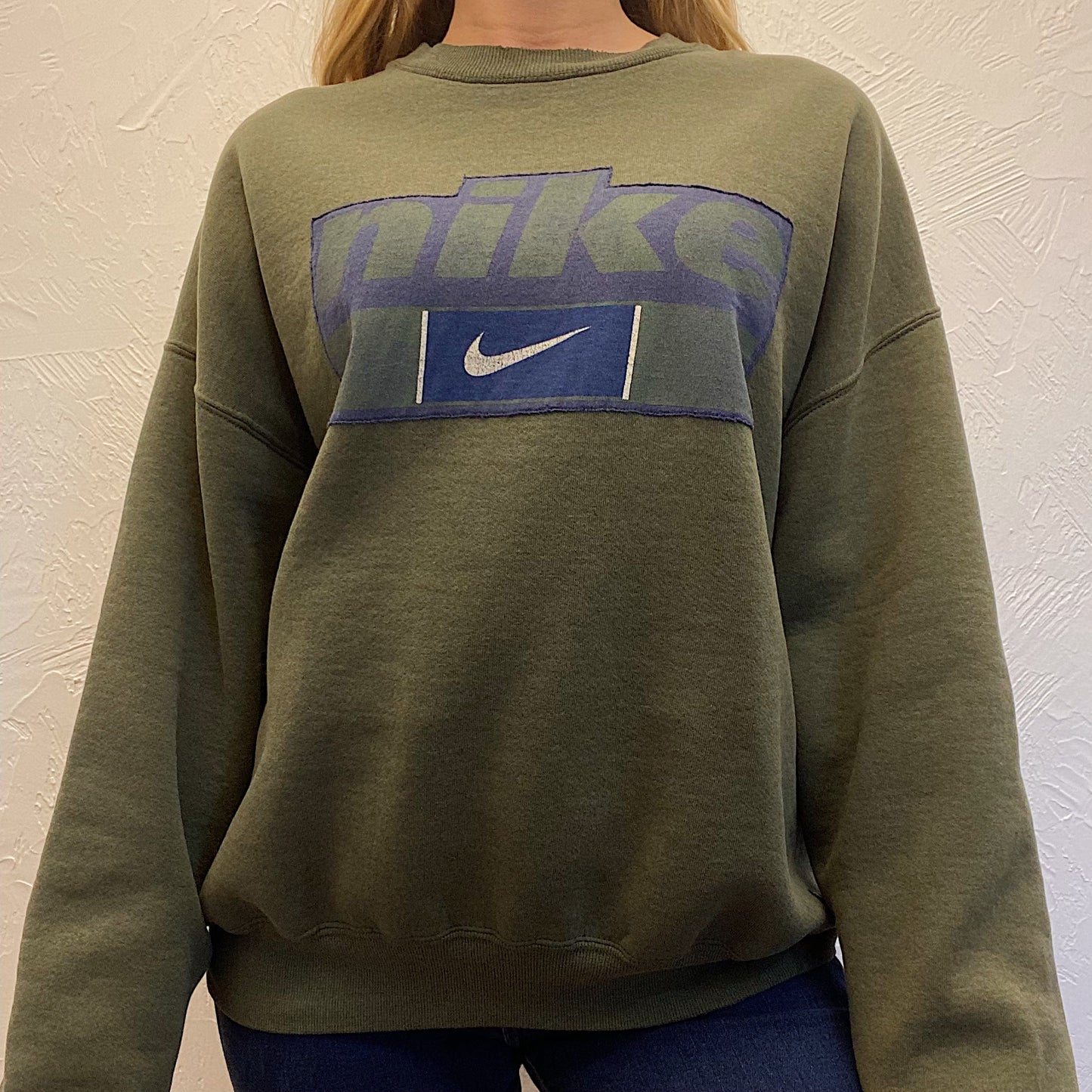 (L) Reworked Nike Sweatshirt