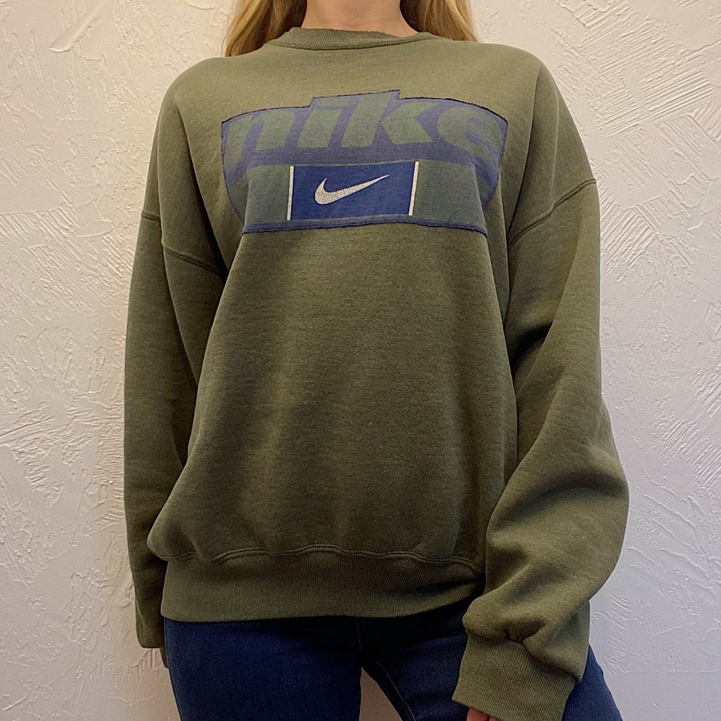 (L) Reworked Nike Sweatshirt